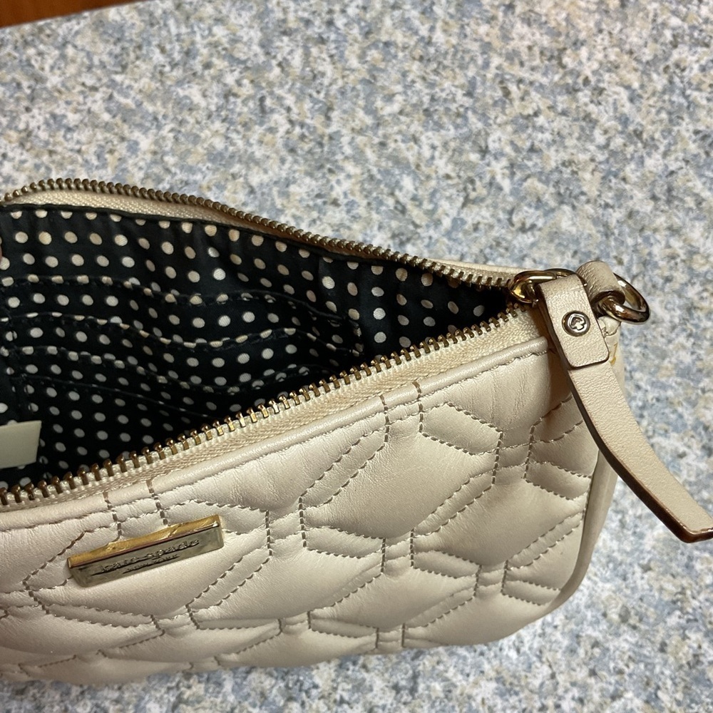 Kate Spade quilted cream clutch wristlet bag ivory gold Astor Court mini - Picture 6 of 8